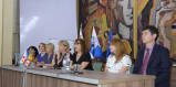 ავერსმა 5 წარჩინებული პირველკურსელი დაასაჩუქრა