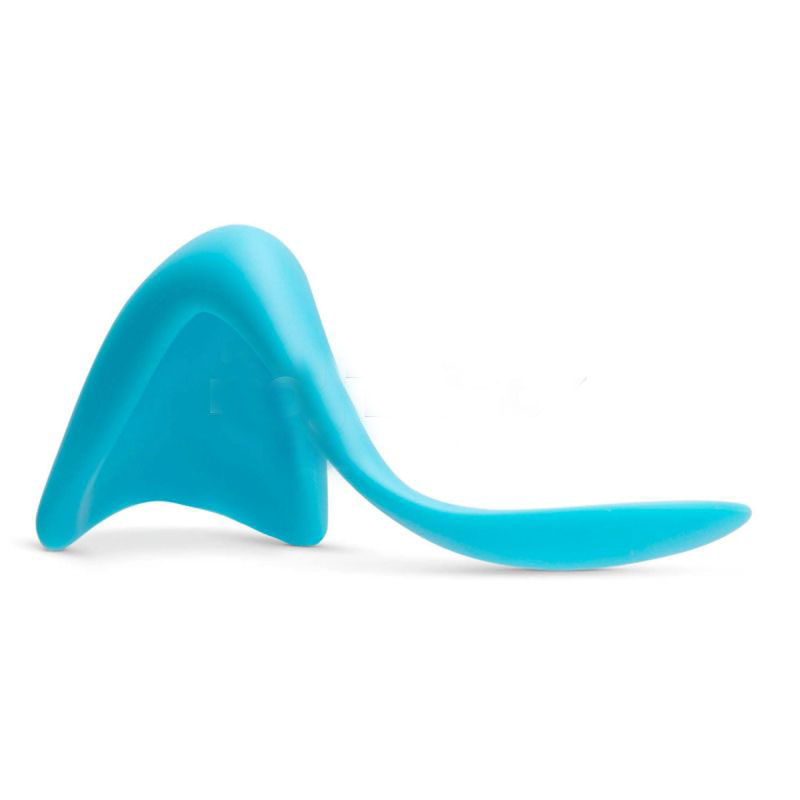 Baboo curved training spoon,