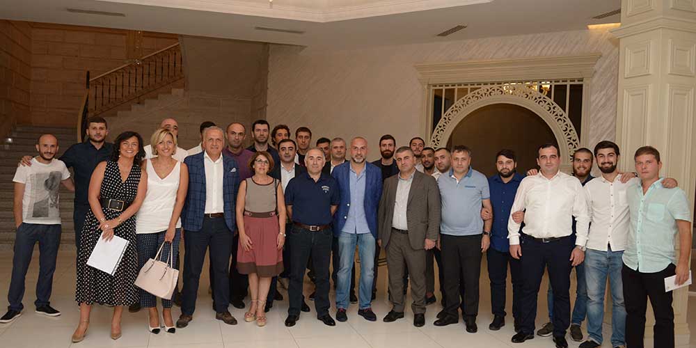 კომპანია „ავერსმა“ სპორტული კლუბის წარმატება საზეიმოდ აღნიშნა